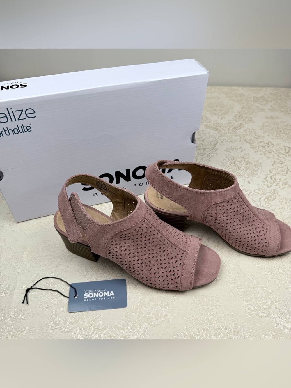 Sonoma Dusty Rose Perforated Mauve Lina Sandals, 7